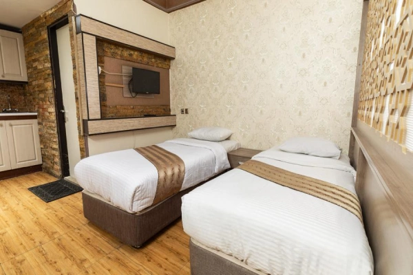 اتاق دو تخته توئین هتل امید تهران